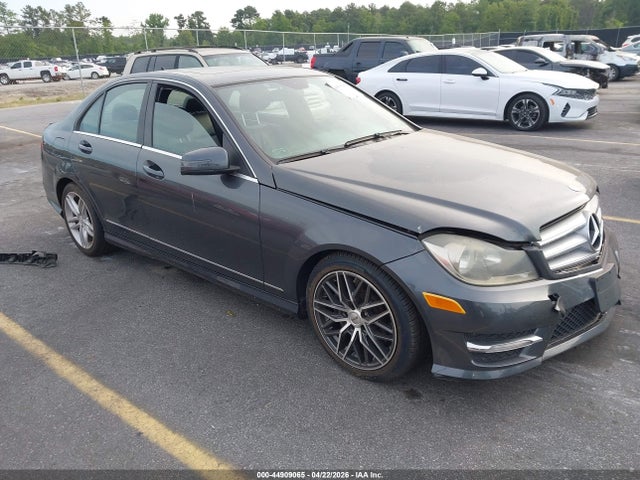 Auction sale of the 2013 Mercedes-benz C 300 Sport 4matic, vin: WDDGF8AB5DR243032, lot number: 44909065