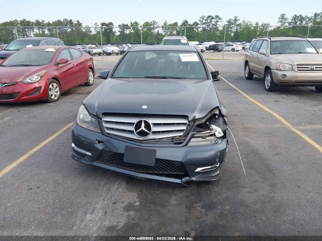Aukcja sprzedaży 2013 Mercedes-benz C 300 Sport 4matic, vin: WDDGF8AB5DR243032, numer aukcji: 44909065