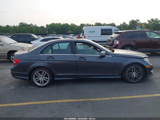 Aukcja sprzedaży 2013 Mercedes-benz C 300 Sport 4matic, vin: WDDGF8AB5DR243032, numer aukcji: 44909065