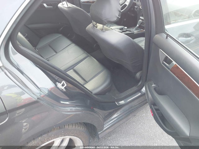 Aukcja sprzedaży 2013 Mercedes-benz C 300 Sport 4matic, vin: WDDGF8AB5DR243032, numer aukcji: 44909065