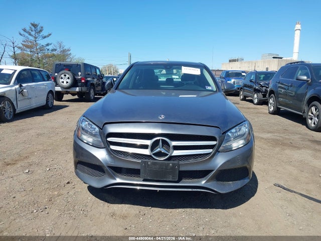Aukcja sprzedaży 2017 Mercedes-benz C 300 4matic, vin: 55SWF4KB3HU226656, numer aukcji: 44909064