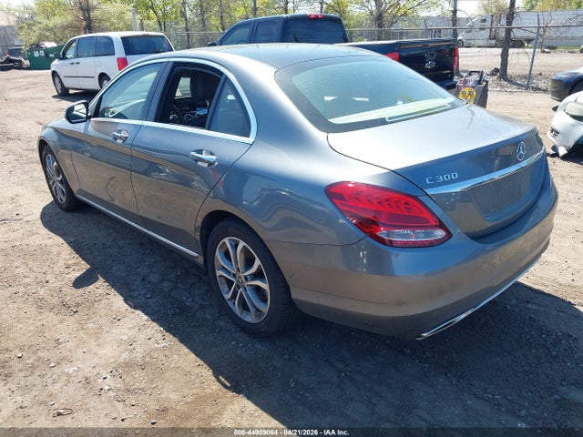 Aukcja sprzedaży 2017 Mercedes-benz C 300 4matic, vin: 55SWF4KB3HU226656, numer aukcji: 44909064