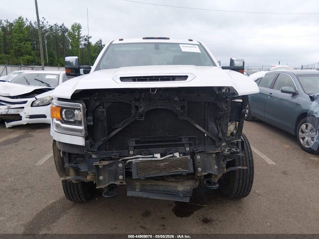 44909070 :رقم المزاد ، 1GD42TCY6KF139768 vin ، 2019 Gmc Sierra 3500hd Chassis مزاد بيع