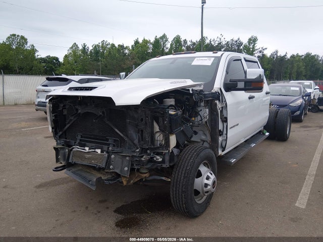 44909070 :رقم المزاد ، 1GD42TCY6KF139768 vin ، 2019 Gmc Sierra 3500hd Chassis مزاد بيع