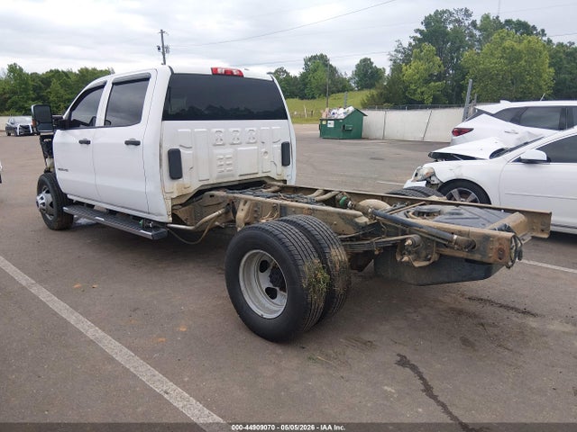 44909070 :رقم المزاد ، 1GD42TCY6KF139768 vin ، 2019 Gmc Sierra 3500hd Chassis مزاد بيع