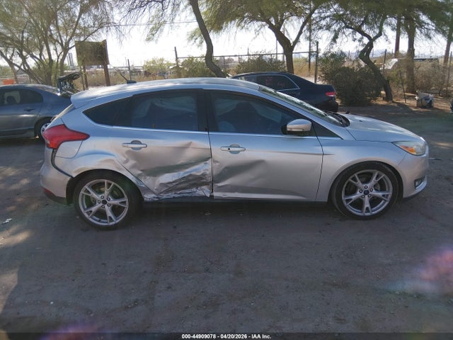 Ford Focus Titanium 2016 1FADP3N25GL312984 Image 13