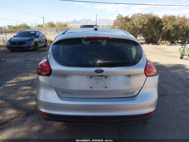 Ford Focus Titanium 2016 1FADP3N25GL312984 Image 16