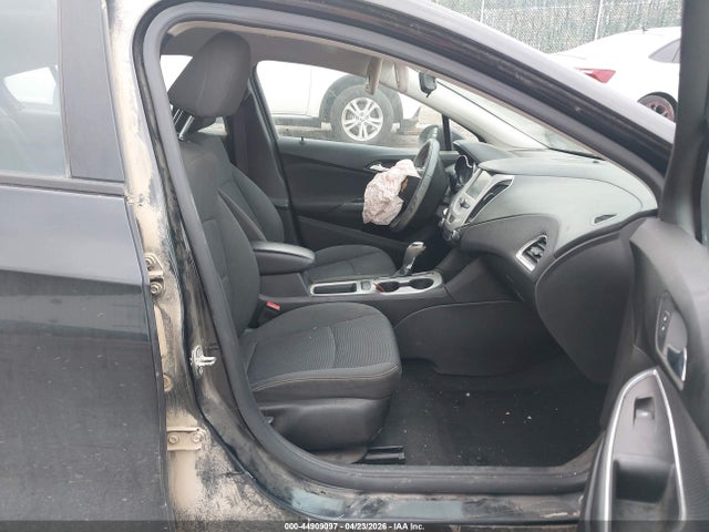 Chevrolet Cruze Ls Auto 2017 1G1BC5SM5H7125911 Image 5