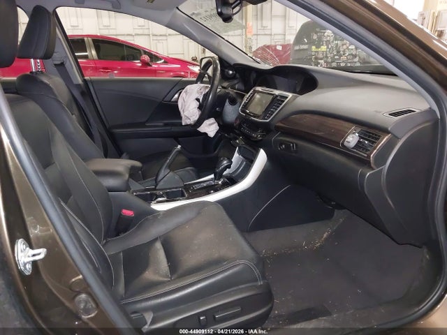 44909112 :رقم المزاد ، JHMCR6F54HC026473 vin ، 2017 Honda Accord Hybrid Ex-l مزاد بيع