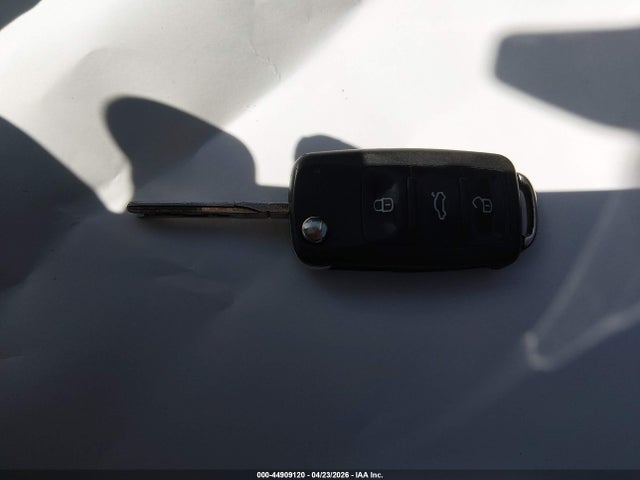 Продаж на аукціоні авто 2011 Volkswagen Jetta 2.5l Se, vin: 3VWDX7AJXBM355574, номер лоту: 44909120