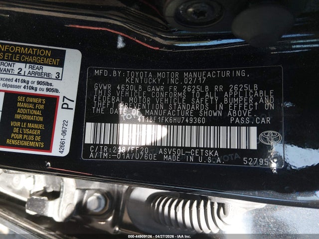44909126 :رقم المزاد ، 4T1BF1FK6HU749360 vin ، 2017 Toyota Camry Se مزاد بيع