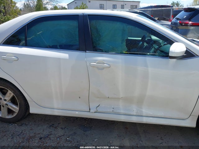 Aukcja sprzedaży 2014 Toyota Camry Se, vin: 4T1BF1FKXEU809863, numer aukcji: 44909228