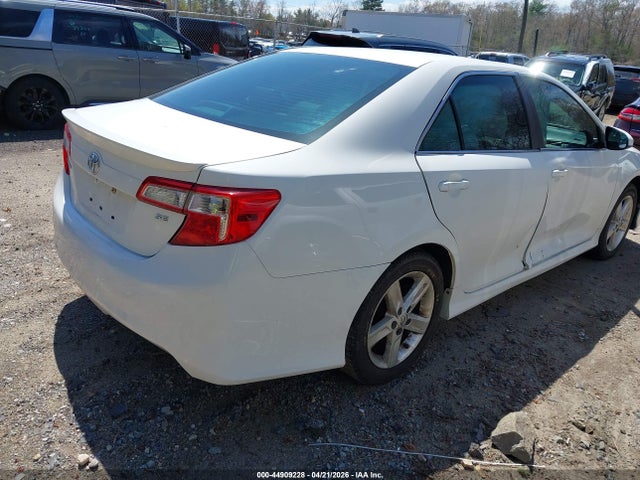 Aukcja sprzedaży 2014 Toyota Camry Se, vin: 4T1BF1FKXEU809863, numer aukcji: 44909228