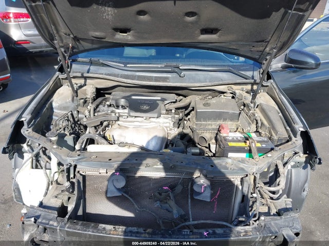 4T1BF1FK2FU001945 Toyota CAMRY SE