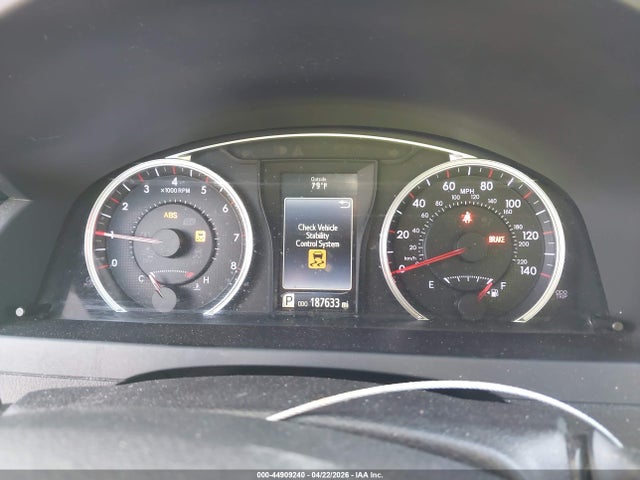 4T1BF1FK2FU001945 Toyota CAMRY SE