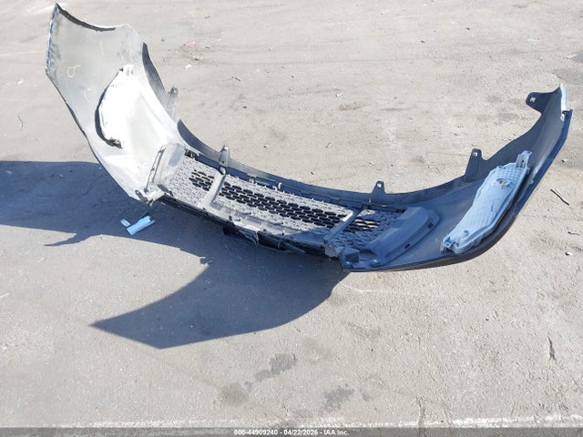 4T1BF1FK2FU001945 Toyota CAMRY SE
