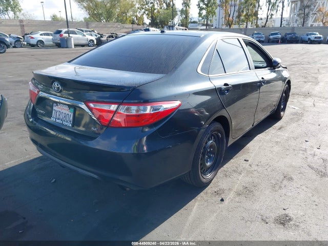 4T1BF1FK2FU001945 Toyota CAMRY SE