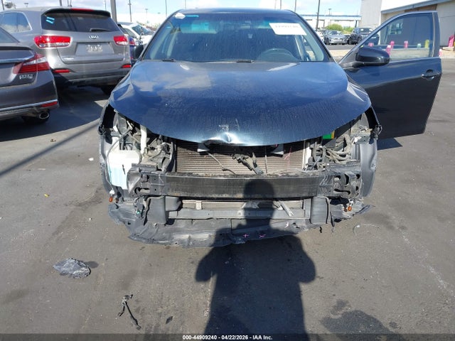 4T1BF1FK2FU001945 Toyota CAMRY SE