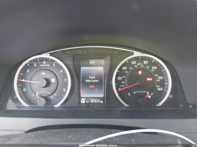 4T1BF1FK2FU001945 Toyota CAMRY SE