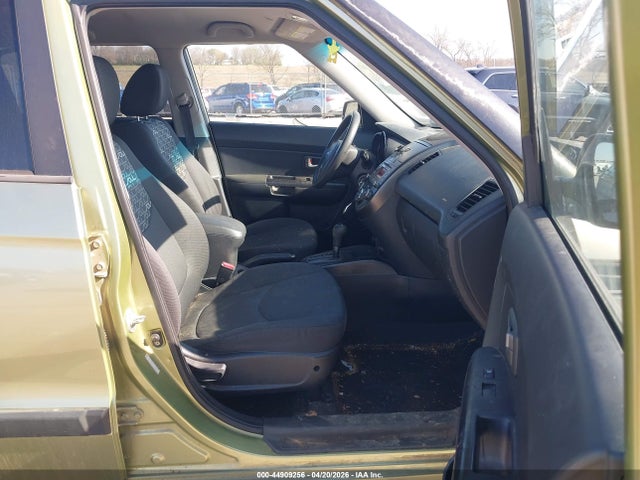 2010 Kia Soul + მანქანა იყიდება აუქციონზე, vin: KNDJT2A27A7147612, აუქციონის ნომერი: 44909256