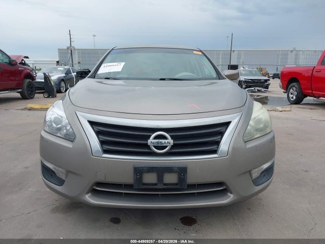 Продаж на аукціоні авто 2015 Nissan Altima 2.5 S, vin: 1N4AL3AP9FN365691, номер лоту: 44909257