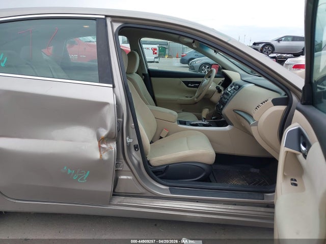 Продаж на аукціоні авто 2015 Nissan Altima 2.5 S, vin: 1N4AL3AP9FN365691, номер лоту: 44909257