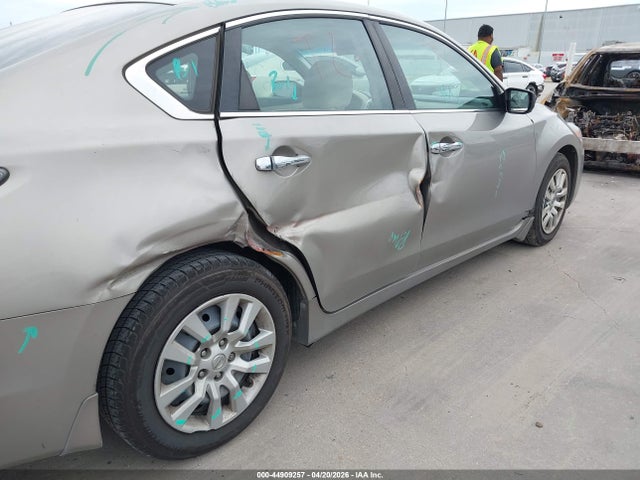 Продаж на аукціоні авто 2015 Nissan Altima 2.5 S, vin: 1N4AL3AP9FN365691, номер лоту: 44909257