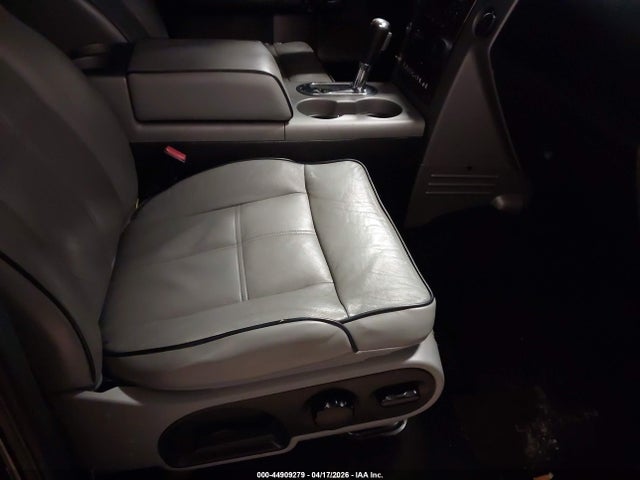 2006 LINCOLN MARK LT 5LTPW18506FJ16983 Photo 4