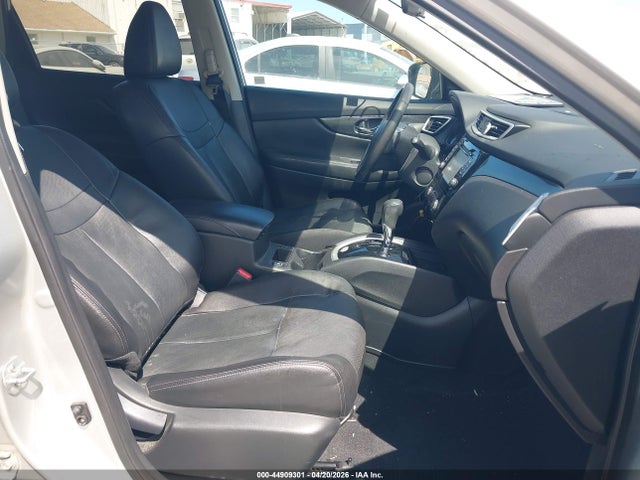 Продажа на аукционе авто 2016 Nissan Rogue Sl, vin: 5N1AT2MT1GC830227, номер лота: 44909301