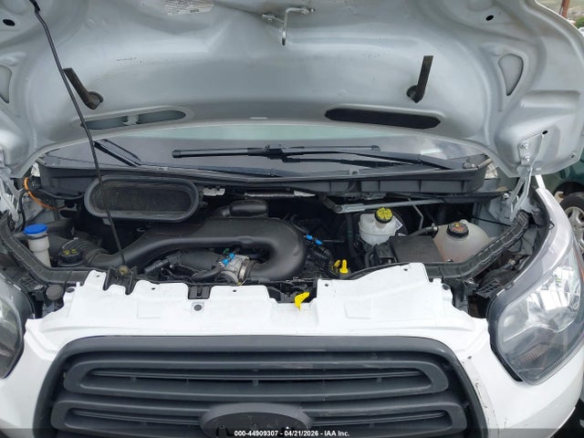 Ford Transit-150 2018 1FTYE1YM7JKA52460 Image 10