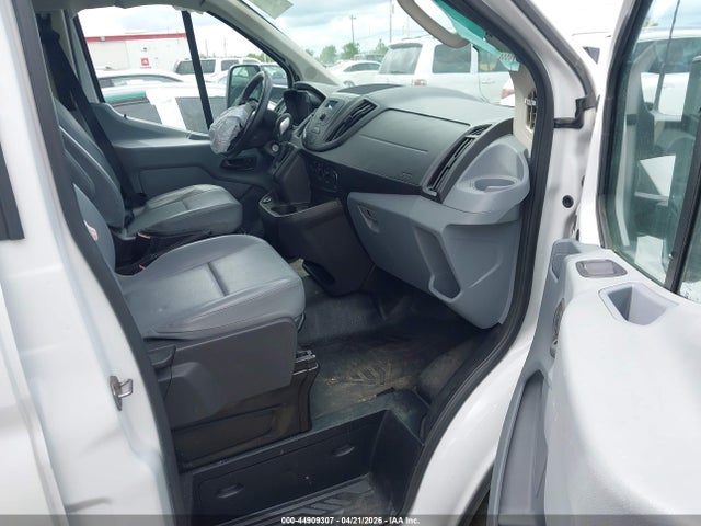 Ford Transit-150 2018 1FTYE1YM7JKA52460 Image 5
