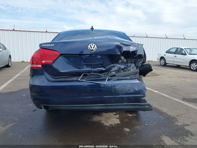 Aukcja sprzedaży 2015 Volkswagen Passat 1.8t Wolfsburg Edition, vin: 1VWAT7A30FC050494, numer aukcji: 44909308