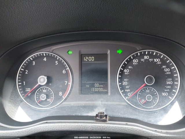 Aukcja sprzedaży 2015 Volkswagen Passat 1.8t Wolfsburg Edition, vin: 1VWAT7A30FC050494, numer aukcji: 44909308