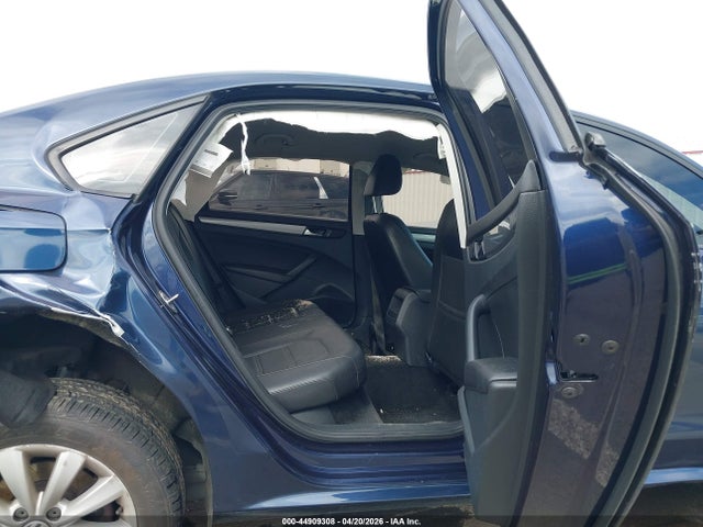 Aukcja sprzedaży 2015 Volkswagen Passat 1.8t Wolfsburg Edition, vin: 1VWAT7A30FC050494, numer aukcji: 44909308