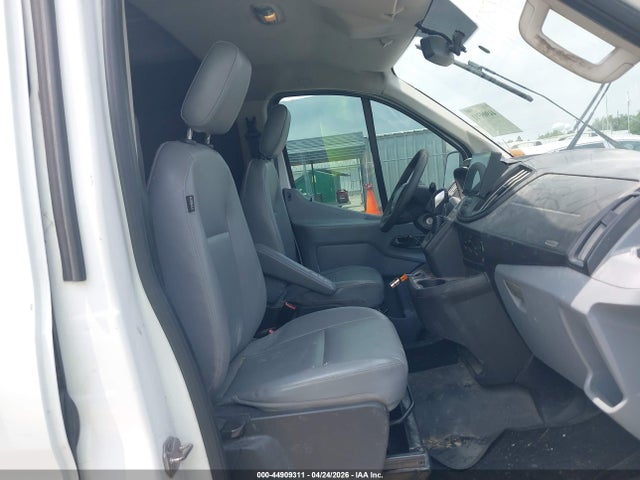 Ford Transit-150 2017 1FTYE2YM3HKA25143 Image 18
