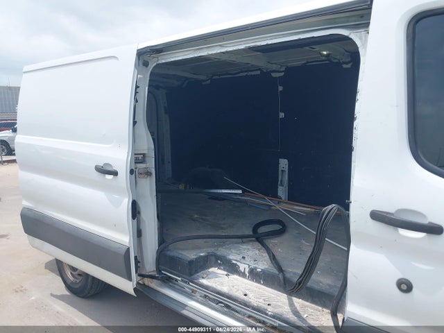 Ford Transit-150 2017 1FTYE2YM3HKA25143 Image 8
