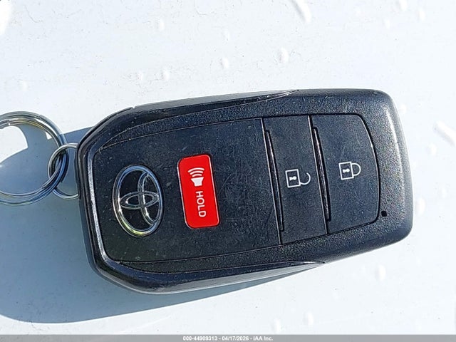 Toyota Prius Le 2024 JTDACAAU7R3023340 Image 11