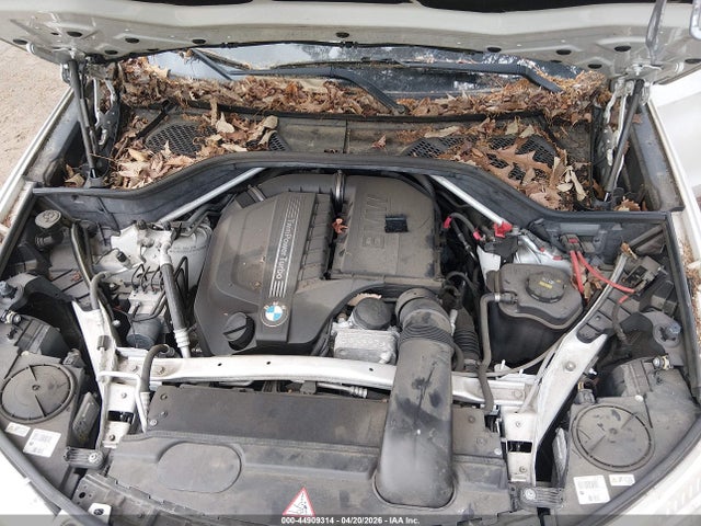 Продажа на аукционе авто 2015 Bmw X5 Xdrive35i, vin: 5UXKR0C53F0P04206, номер лота: 44909314
