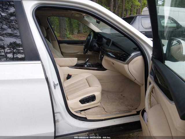 Продажа на аукционе авто 2015 Bmw X5 Xdrive35i, vin: 5UXKR0C53F0P04206, номер лота: 44909314