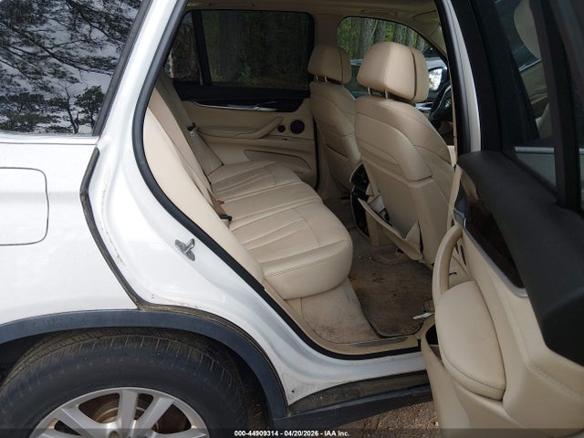 Продажа на аукционе авто 2015 Bmw X5 Xdrive35i, vin: 5UXKR0C53F0P04206, номер лота: 44909314