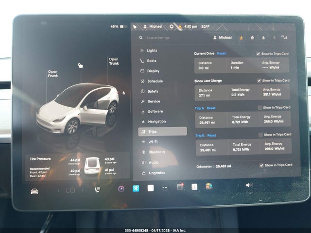 Продаж на аукціоні авто 2022 Tesla Model Y Long Range Dual Motor All-wheel Drive, vin: 7SAYGDEE1NF450178, номер лоту: 44909348