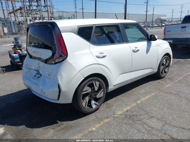 Auction sale of the 2023 Kia Soul Gt-line, vin: KNDJ53AU5P7887735, lot number: 44909375