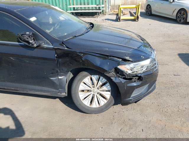 Aukcja sprzedaży 2019 Volkswagen Jetta 1.4t R-line/1.4t S/1.4t Se, vin: 3VWCB7BU0KM185440, numer aukcji: 44909392