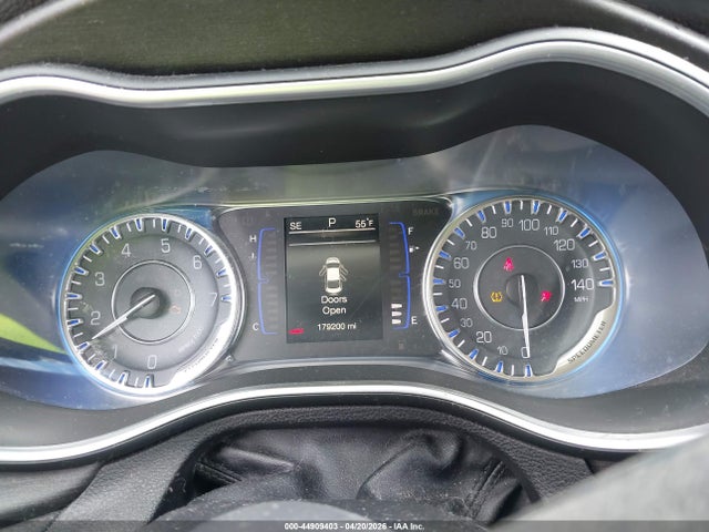 Продажа на аукционе авто 2016 Chrysler 200 Limited, vin: 1C3CCCAB6GN123356, номер лота: 44909403