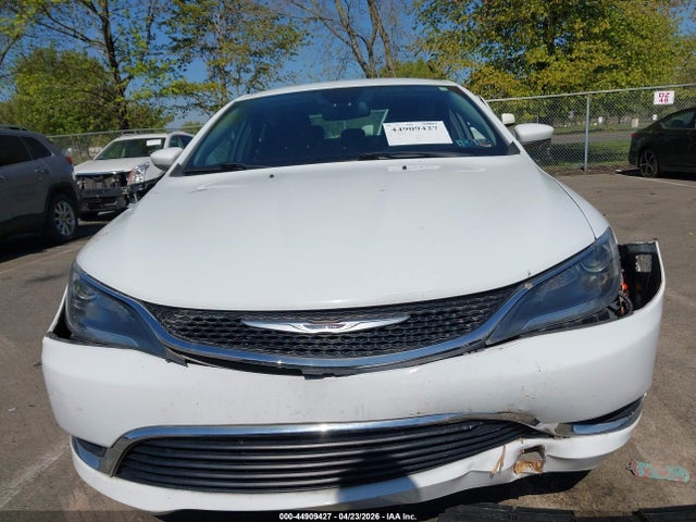 44909427 :رقم المزاد ، 1C3CCCAB0FN622684 vin ، 2015 Chrysler 200 Limited مزاد بيع