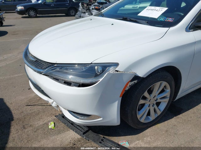 44909427 :رقم المزاد ، 1C3CCCAB0FN622684 vin ، 2015 Chrysler 200 Limited مزاد بيع
