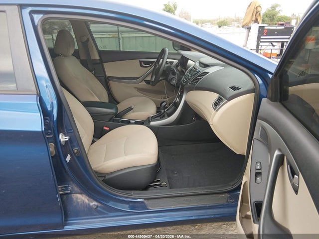 2016 Hyundai Elantra Se მანქანა იყიდება აუქციონზე, vin: 5NPDH4AE4GH668120, აუქციონის ნომერი: 44909437