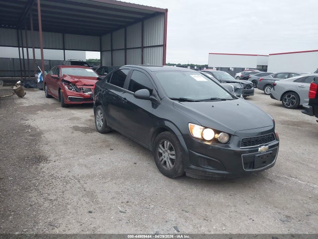 Auction sale of the 2015 Chevrolet Sonic Lt Auto, vin: 1G1JC5SH7F4155568, lot number: 44909444