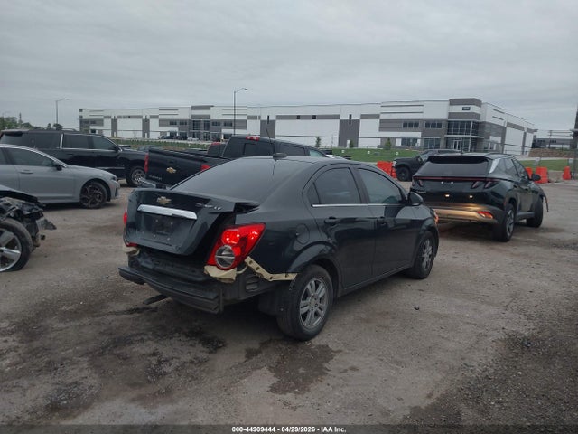 44909444 :رقم المزاد ، 1G1JC5SH7F4155568 vin ، 2015 Chevrolet Sonic Lt Auto مزاد بيع