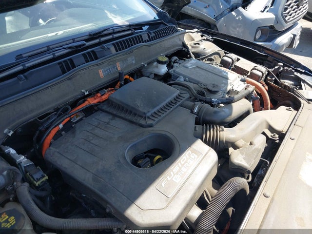 Ford Fusion Energi Titanium 2019 3FA6P0SUXKR200334 Image 10